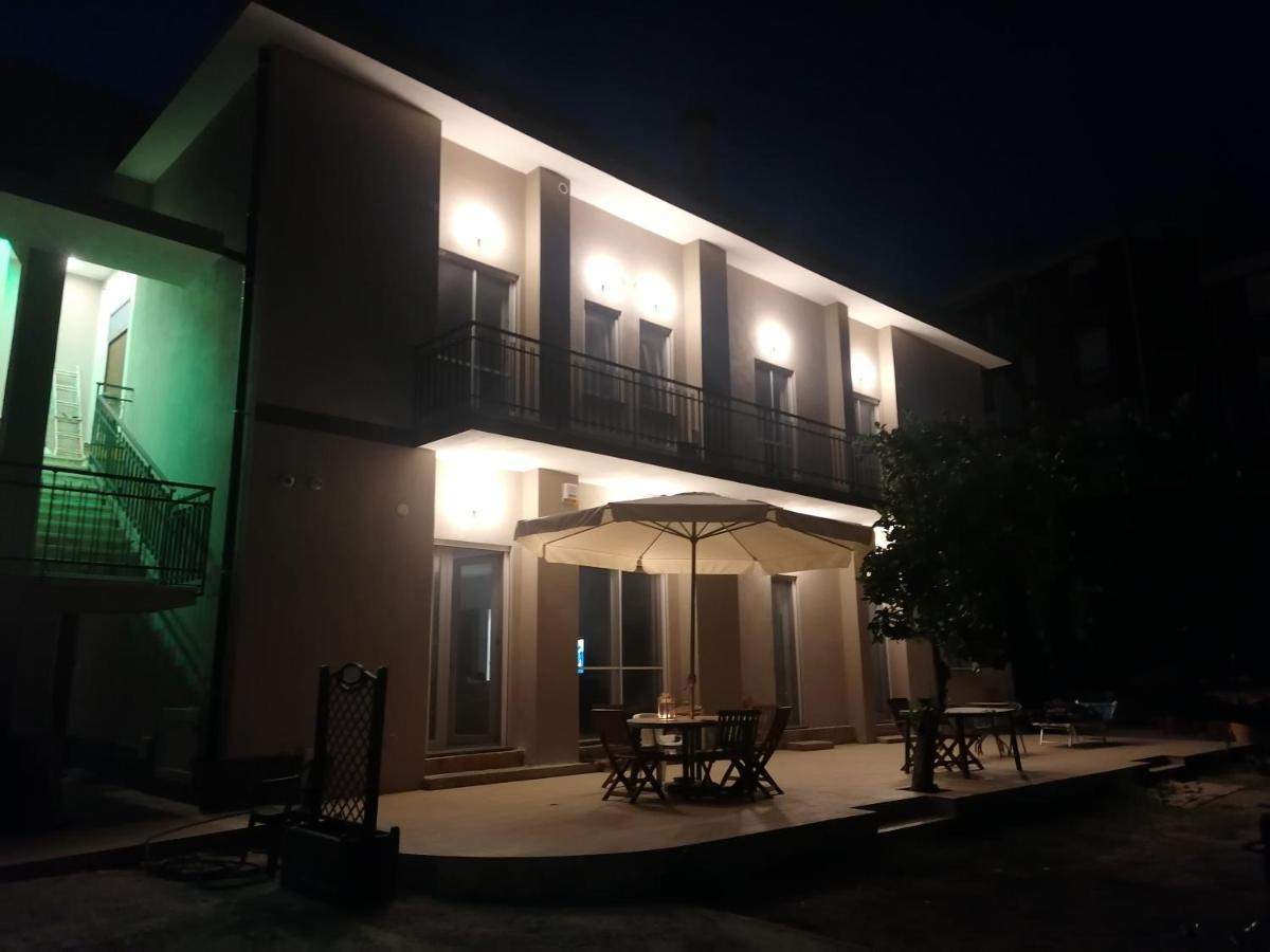 B&B Villa Agrume Месина Екстериор снимка